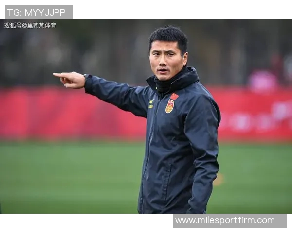 国足新帅人选再聚焦李金羽邵佳一韩鹏于根伟谁能带队重振雄风